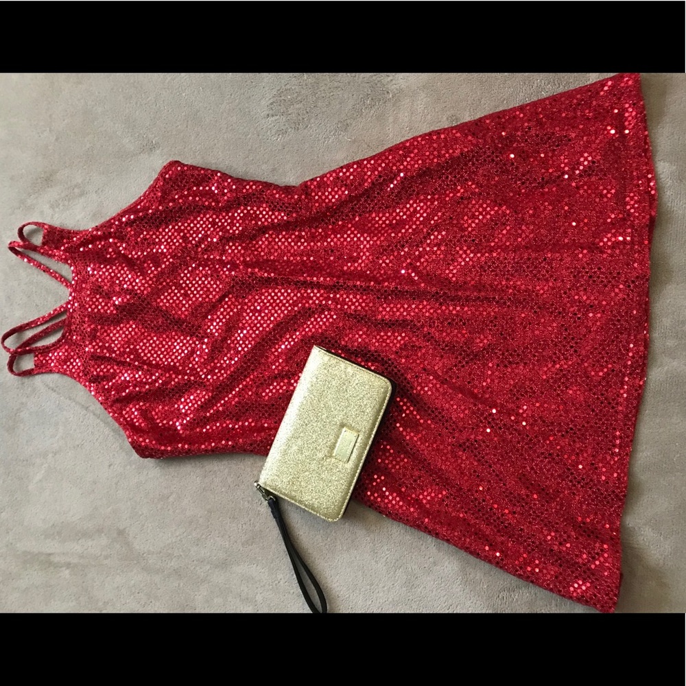 Red sequins dress